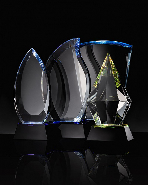 Награда Adamant с логотипом в Самаре заказать по выгодной цене в кибермаркете AvroraStore
