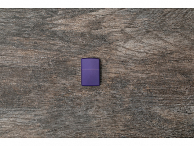 Зажигалка ZIPPO Classic с покрытием Purple Matte с логотипом в Самаре заказать по выгодной цене в кибермаркете AvroraStore