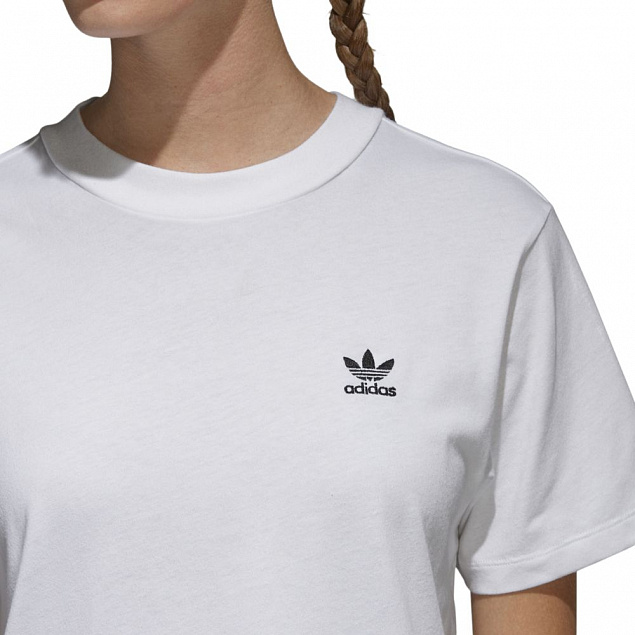 Футболка женская Styling Complements, белая с логотипом в Самаре заказать по выгодной цене в кибермаркете AvroraStore