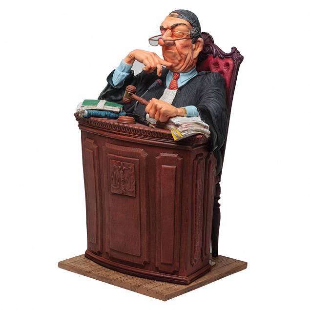 Скульптура "Судья" с логотипом в Самаре заказать по выгодной цене в кибермаркете AvroraStore