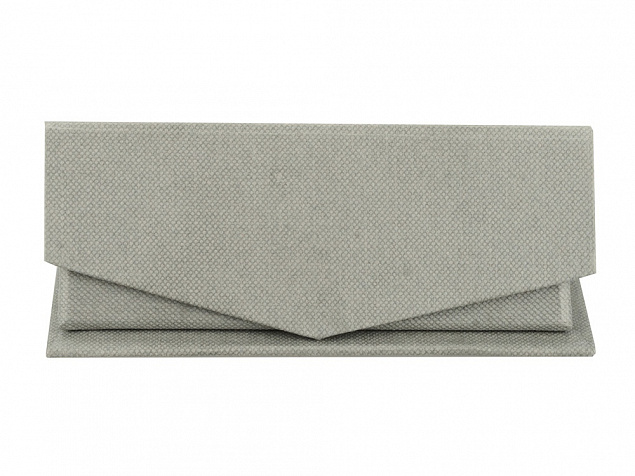 Подарочная коробка для флеш-карт треугольная, серый с логотипом в Самаре заказать по выгодной цене в кибермаркете AvroraStore