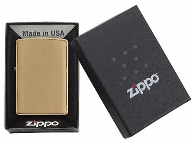 Зажигалка ZIPPO с покрытием Brushed Brass с логотипом в Самаре заказать по выгодной цене в кибермаркете AvroraStore